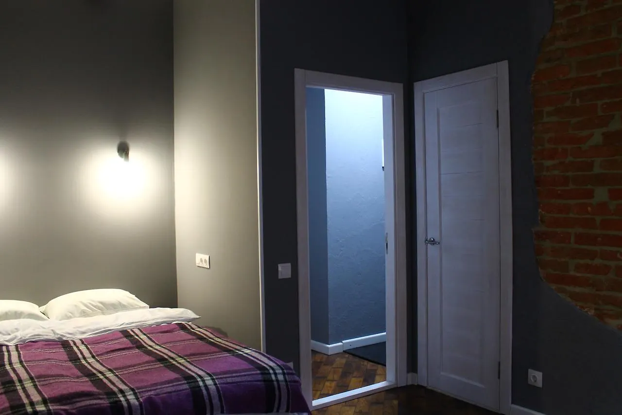 Lviv Loft Apartments 0*,
